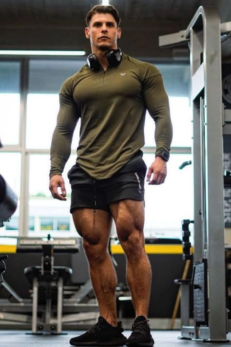 Gymoutfit Workout Outfits Men, Athletic Outfits Men Gym, Men Workout Outfits, Gym Outfit Men Style, Mens Fitness Apparel, Gym Men Clothes, Mens Sportswear Fashion, Mens Gym Outfits, Mens Gym Wear