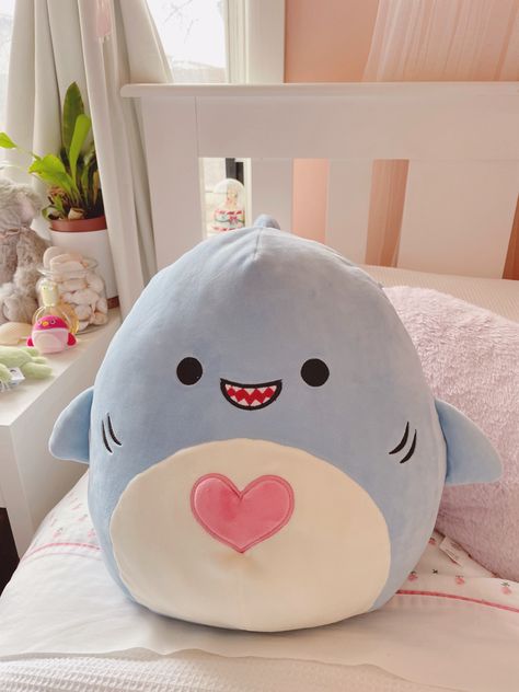 #squishmallows #squishies #plush Squishmallow On Bed, Squish Mellows Big, Squishmallows Big, Christmas List, Aesthetic Pictures, Toys, Bed, Christmas