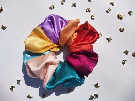 Rainbow Scrunchies, Colorful Scrunchie, Diy Hair Scrunchies, Hair Tie Accessories, Summer Quilts, Hair Scrunchies, New Launch, Diy Hair, Tie Accessories