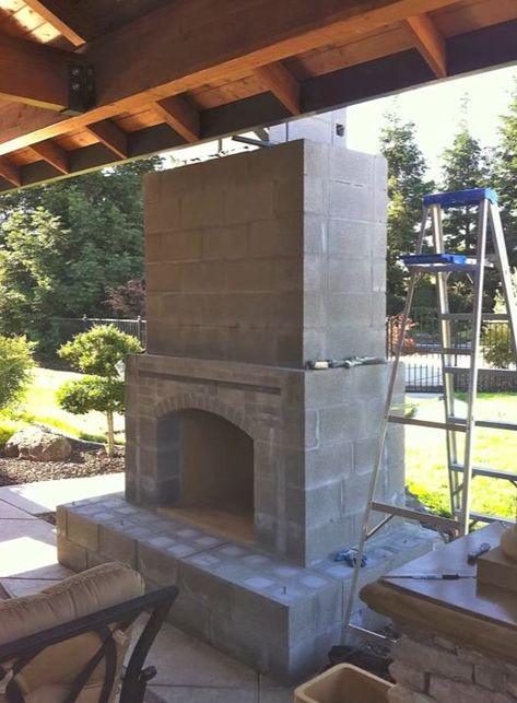 Outdoor Pergola Fireplace, Simple Outdoor Fireplace Ideas, Outdoor Fireplace With Chimney, Outdoor Open Fireplace, Diy Outdoor Fireplace Easy, Outdoor Patio Ideas With Fireplace, Outdoor Chimney Fireplace, Cinder Block Fireplace, Outdoor Fireplace Plans