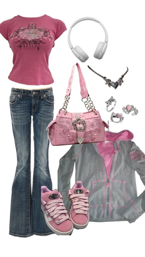 Pink 2000s Aesthetic Outfits, Fashion Early 2000s, Popular Girl Outfits 2000s, Mcbling School Outfits, Casual Y2k Outfits, Y2k Pink Outfit, 200s Outfits, 2000s Accessories, Y2k Fashion Outfits