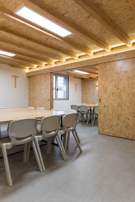 Gallery of Shepherds House / Linha de Terra Architecture - 9 Osb Walls Ideas, Osb Walls, Walls Ideas, Concrete Roof, Concrete Structure, Architectural Photography, Architecture Photo, White Walls, Architecture Photography