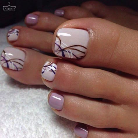 20 Encantadores diseños de pedicura que harán que quieras presumir con más frecuencia tus pies New Nail Colors, Pretty Toe Nails, Cute Toe Nails, Summer Toe Nails, Nail Swag, Toe Nail Designs, Pedicure Nail Art, Toe Nail Art, Fancy Nails