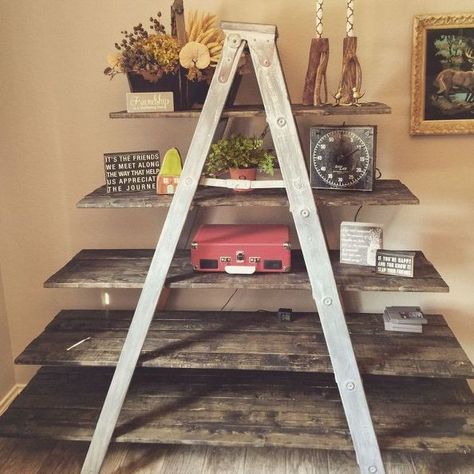 rustic Upcycle Ladder, Diy Display Shelf, Hanging Garage Shelves, Repurposed Ladders, Old Wooden Ladders, Hanging Rope Shelves, Repurposed Headboard, Pallet Display, Pallet Wood Shelves