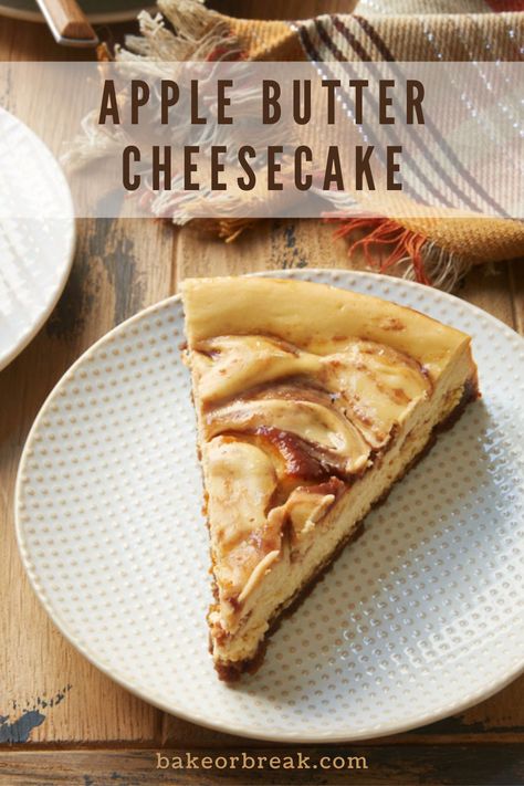 A swirl of sweet, spiced apple butter runs through this fantastic Apple Butter Cheesecake. A fall favorite! - Bake or Break #cheesecake #apple #applebutter Apple Spice Cheesecake, Apple Butter Cheesecake No Bake, Apple Butter Uses Recipes, Apple Butter Baked Goods, Apple Butter Pie Recipe, Apple Butter Dessert Recipes, Recipes With Apple Butter, Apple Butter Desserts, Apple Butter Cheesecake