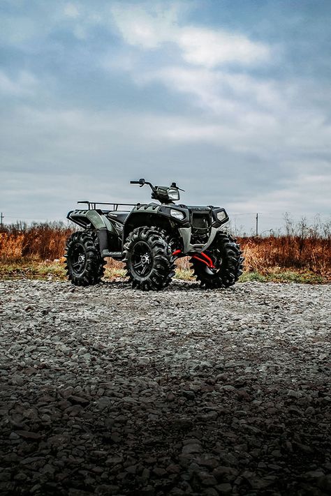 Atv Four Wheelers, Polaris Atv, Born To Ride, Motorbike Design, Big Wheels, Polaris Sportsman, Atv Quad, Four Wheelers, 4 Wheeler