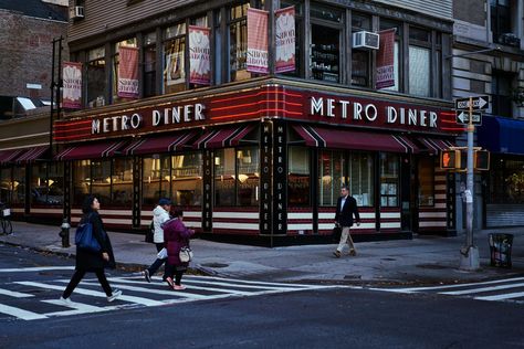 Nyc Coffee Shop, Non Dairy Creamer, Restaurant New York, Americana Fashion, Lower Manhattan, Chinese Restaurant, Urban Life, Colmar, Ny Times