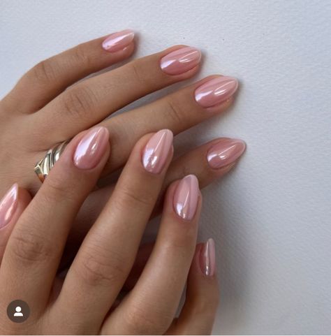 Chrome Nail Colors, Pink Chrome Nails, Chrome Nail, Cute Gel Nails, Nail Swag, Oval Nails, Girls Nails, Chic Nails, Chrome Nails