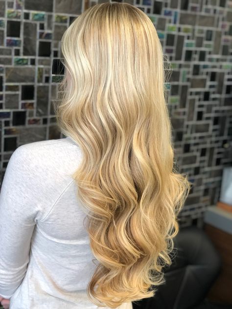 Pale Yellow Blonde, Yellow Toned Blonde Hair, Yellow Blonde Balayage, Blonde Golden Highlights, Yellow Blonde Highlights, Blonde Hair Yellow Dress, Light Golden Blonde Hair, Hair Color Yellow, Yellow Blonde Hair