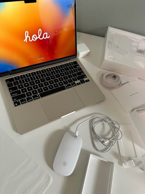 Mac Book Layout Aesthetic, Macbook Air M2 Starlight, Micro Goals, Macbook Mini, Apple Laptop Macbook, Home Office Set Up, Macbook Air Laptop, Laptops And Tablets, Tech Aesthetic