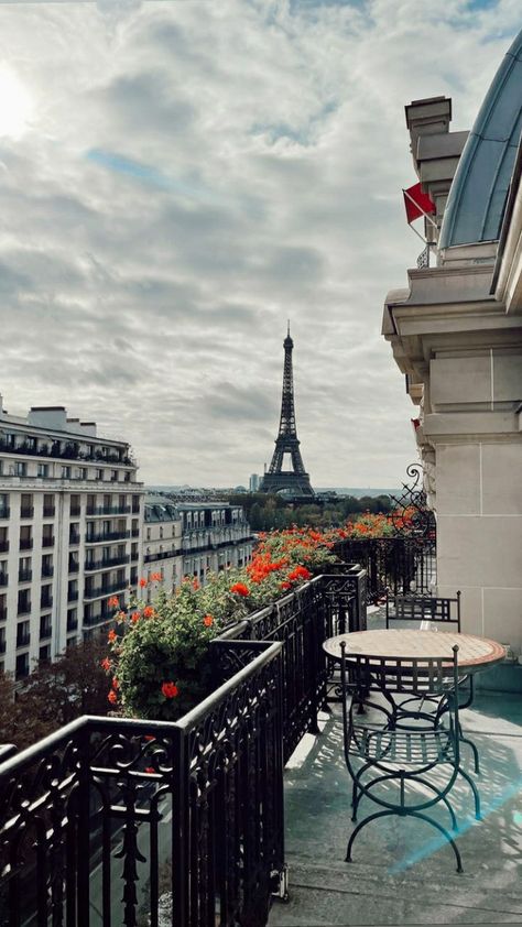 Paris Story, Paris Tour Eiffel, Vertical Landscape, Paris Wallpaper, Parisian Life, Paris Aesthetic, Paris City, Paris Eiffel Tower, Dream City