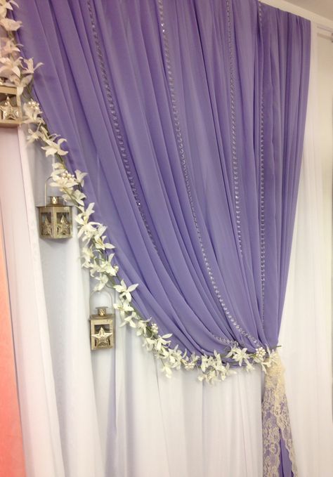 White Theme Decorations, Purple Lantern, Magic Theme, Prom Themes, Purple Wisteria, Purple Prom, Cake Table Decorations, Entrance Decor, Flower Garlands