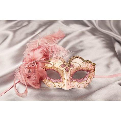 Swan Mask Masquerade Ball, Pink Masquerade Mask Aesthetic, Pink Mascarade Mask, Pink And Gold Masquerade Mask, Pink Masquerade Ball, Maskerade Mask Diy, Light Pink Masquerade Mask, Reyna Core, Aurora Quince