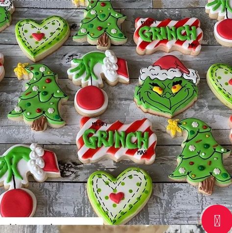 Grinch Birthday Treats, Grinch Cutout Cookies, Grinch Baby Shower Cookies, Twoville Birthday Party Grinch, Cindy Lou Who Cake, Grinch Themed First Birthday Party, Grinch Smash Cake, Christmas Grinch Cookies, Grinch Sugar Cookies Decorated