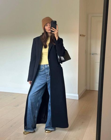 14 Staples Fashion Girls in Paris and London Wear With Jeans | Who What Wear UK