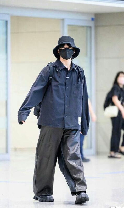 Jungkook In Jumpsuit, Jungkook Outfit Inspired, Jungkook Clothes, Jungkook Airport Fashion, Jungkook Outfits, Jungkook Fashion, Jungkook Style, Woman In Suit, Bts Army Logo