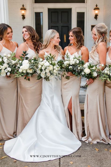 Neutral Wedding Color Palette, Champagne Wedding Themes, Champagne Wedding Flowers, Wedding Theme Color Schemes, Champagne Wedding Colors, White Folding Chairs, Wedding September, Garden Chic Wedding, Bridal Parties Colors