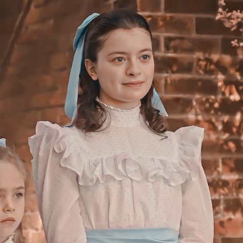 Diana From Anne With An E, Dianna Barry, Anne With An E Diana, Diana Barry Aesthetic, 1890s Aesthetic, Diana Costume, Anna With An E, Diana Barry, Orphan Girl