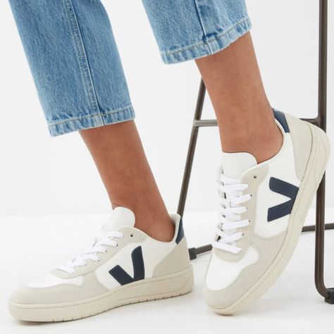 Veja V-10 B-Mesh Sneaker In White/Nautico Sizes 38eu/7us, 39eu/8us New In Box Opt For Veja's White Suede V-10 Sneakers To Finish Your Look With A Contemporary Slant, Fitted With Breathable Mesh Panels Produced From Recycled Plastic Bottles. Color: White Composition: Suede. Place Of Origin: Brazil Lace-Up Fastening Canvas Lining Rubber Sole Veja V10, Shoes Veja, Veja V 10, Veja Shoes, Veja Sneakers, Mesh Panel, Recycle Plastic Bottles, Recycled Plastic, Plastic Bottles