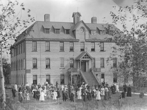 How many Native American boarding schools were there in Minnesota? Native American Boarding Schools, Earth Nation, Indian Boarding Schools, Indigenous History, Truth And Reconciliation, Indian Residential Schools, Native Child, Schools In America, Boarding Schools