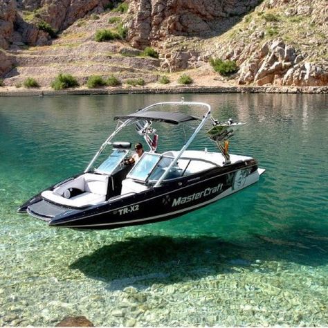 Unbelievable! Mastercraft Boat, Wakeboard Boats, Ski Boats, Cool Boats, Boat Stuff, Yacht Boat, Boat Plans, Water Skiing, Power Boats