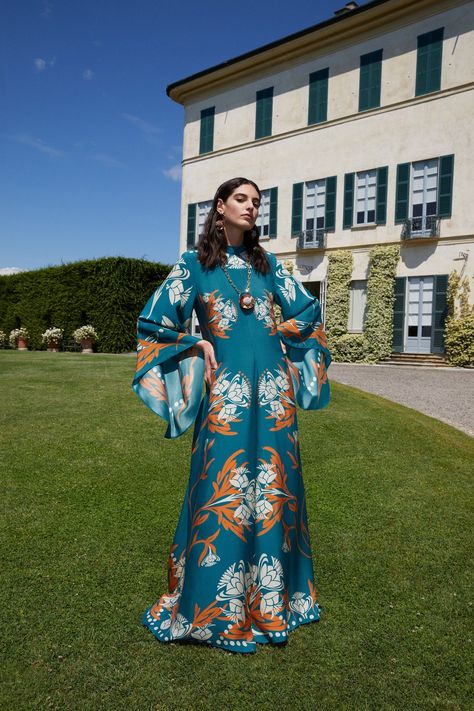 Florence Print, Dress Trims, Resort Fashion, 2022 Fashion, Vogue Russia, Manish, Kaftan Dress, Fashion Show Collection, Pre Fall