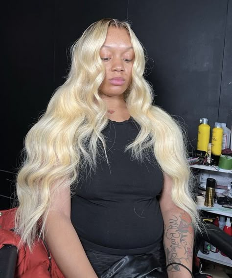 Middle Part Blonde Wig, Middle Part Wig Black Women, Blonde Middle Part Wig, Blonde Wig Install, Marley Hairstyles, Middle Part Blonde, Blonde Middle Part, Wig Black Women, 19 Birthday