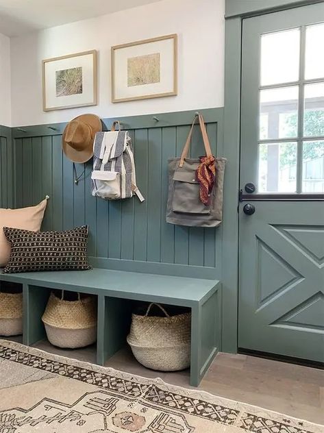 a beautiful farmhouse mudroom with beadboard on the walls, a matching bench and a door, some baskets and pillows Rustic Entryway Table, Farmhouse Mudroom, Juniper Home, Laundry Room Ideas Small Space, Interior Design Help, Farmhouse Room, Fresh Farmhouse, Laundry Room Diy, Small Laundry Rooms