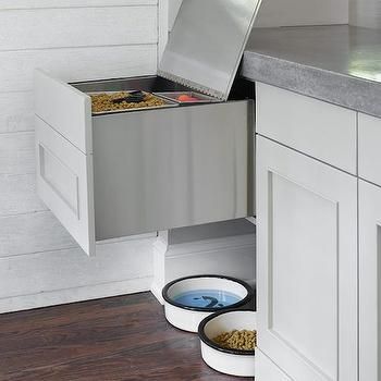 Kitchen Island Pet Bowls Design Ideas Dog Food Storage Utility Room, Mudroom With Pet Area, House Kitchen Organization, Great Laundry Room Ideas, Dog Food Storage Kitchen, Kitchen Dog Food Storage, Pantry Dog Food Storage, Dog Food Storage Cabinet, Dog Food Cabinet