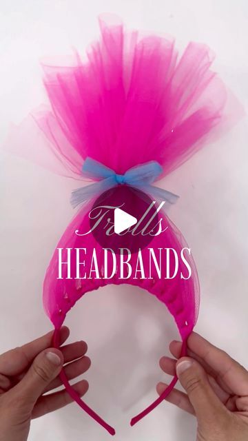 Trolls Headband Diy, Trolls Hair Diy, Diy Trolls Costume, Diy Troll Hair, Trolls Crafts, Troll Headband Diy, Troll Hair Diy, Diy Trolls Birthday Party, Kids Crafts To Sell