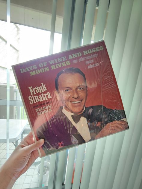 Frank Sinatra Vinyl, Physical Media, Vinyl Photography, Moon River, Frank Sinatra, Castiel, Music Love, Christmas Wishlist, Loki