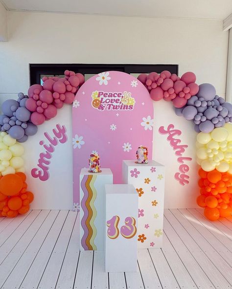 Double the cake and double the fun at twins Emily & Ashley's 13th bday bash! 🌼☮️ Planning, design, backdrops & balloons: @dreams2realitydesign Cake: @sweetclementinecm 📷 : @dreams2realitydesign #evite #13thbirthday #kidsbirthday #twinsbirthday 1st Birthday Girl Decorations, Twin Birthday Parties, Twin Baby Boys, Birthday Decoration Ideas, 1 Year Birthday, Twins 1st Birthdays, Twins Birthday, Girl Birthday Decorations, Kids Birthday Ideas