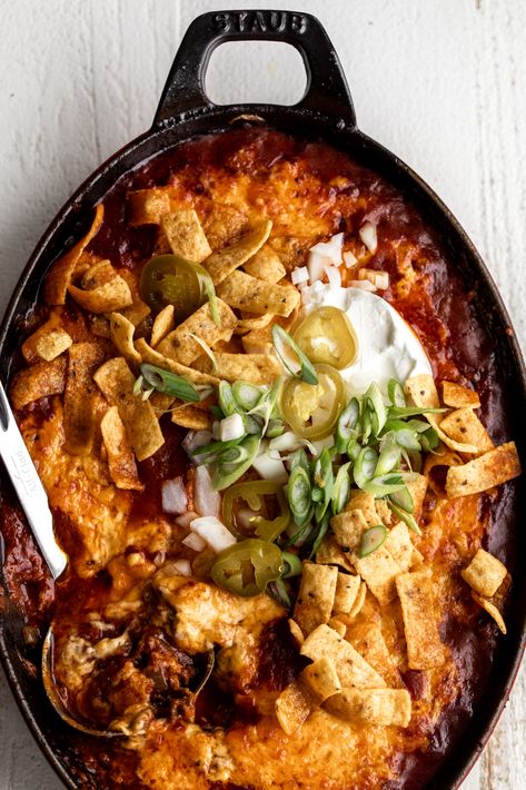 Chili Cheese Frito Pie Hot Appetizer Dips, Frito Chili Pie Recipe, Chili Pie Recipe, Frito Recipe, Frito Pie Recipe, Frito Chili, Frito Chili Pie, Cheesy Chili, Chili Cheese Fritos