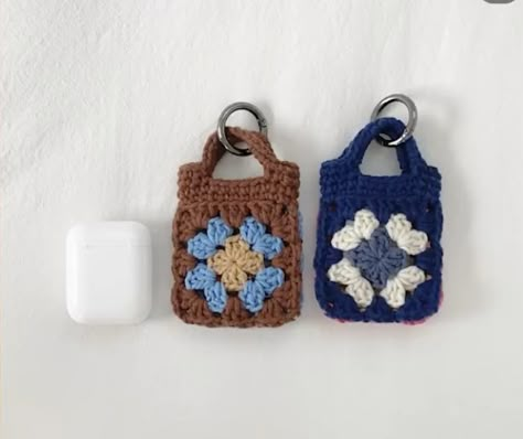 Crochet Sanitary Pad Pouch, Crochet Mini Bag Keychain, Granny Square Airpod Case, Crochet Polaroid Holder, Mom Crochet Gifts, Diy Airpod Case, Crochet Gift Ideas For Boyfriend, Crochet Evil Eye Keychain, Crochet Camera Bag