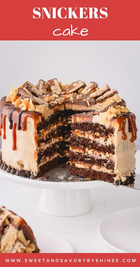 Snickers Cake Recipe, Snickers Cake, Mouthwatering Recipes, Simply Irresistible, Cupcake Ideas, Chocolate Dessert, Yummy Cupcakes, Moist Cakes, Chocolate Cake Recipe