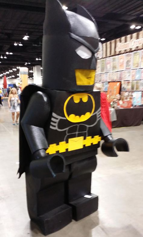 Lego Batman Cosplay Lego Batman Costume, Bad Halloween Costumes, Lego Costume, Batman Suit, Batman Costumes, Funny Cosplay, Batman Cosplay, Batman Toys, Batman Costume