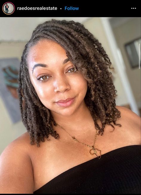 Medium Traditional Locs, 3c Locs Natural Hair, Medium Size Dreads, Coil Starter Locs Journey, Dreads Reference, Instant Locs Natural Hair, Extra Small Locs, Medium Locs Black Women, Natural Locs With Curly Ends