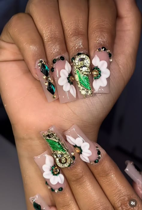 San Judas Tadeo Nails Ideas, San Judas Nails Medium, Simple San Judas Nails, San Juditas Nails, San Judas Nails Short, San Judas Nails Ideas, Green Latina Nails, Short San Judas Nails, San Judas Tadeo Acrylic Nails