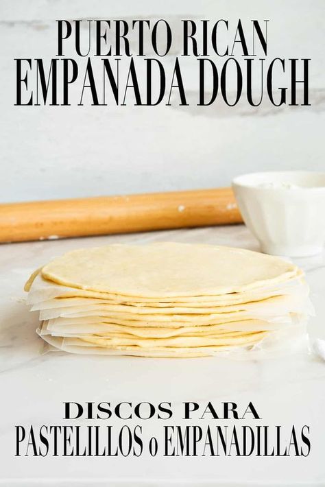 Flaky Dough Recipe, Puerto Rican Empanadas Dough, Puerto Rican Sweet Bread, Pastellios Recipe Puerto Rico, Puerto Rican Pasteles Recipe, Empanada Dough Recipe Easy, Pastelles Puerto Rican, Dominican Empanadas Recipe, Empanadas Dough For Frying