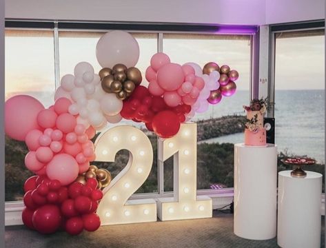 Surprise Birthday Decorations, 21st Bday Ideas, Elegant Birthday Party, Number 21, Light Up Letters, Marquee Lights, Birthday Balloon Decorations, Light Letters, Marquee Letters