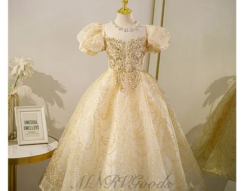 Gold girls dress - Etsy Gold Girls Dress, Junior Pageant Dresses, Girls Gold Dress, Princess Dress Up, Girls Pageant Dresses, Gold Girl, Princess Gown, Princess Ball Gowns, Pageant Dress