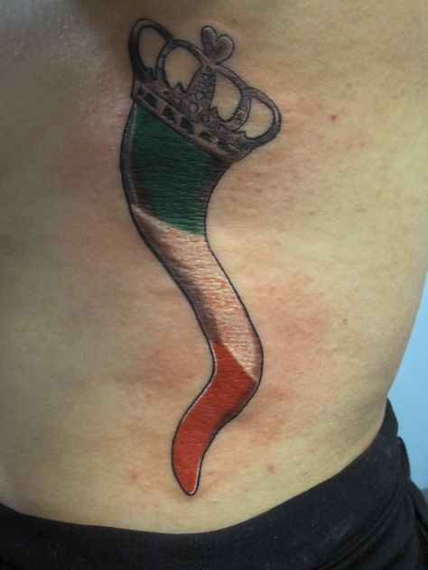 italian horn crown tattoo by wes fortier | www.facebook.com/… | Flickr Italian Horn Tattoo, Horn Crown, Horn Tattoo, Italian Tattoos, Italian Horn, Crown Tattoo, Tattoo Board, Dream Tattoos, Rock Posters