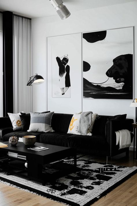 Elevate your living room with the timeless elegance of black and white photography. Discover inspiring decor ideas featuring dramatic portraits, abstract art, and vintage prints. Create a sophisticated and modern space that reflects your unique style. Living Room Art Above Couch, Portraits Abstract, Black And White Living Room Decor, Black White Prints, Above Couch, Apartment Projects, Edgy Chic, White Prints, First Apartment