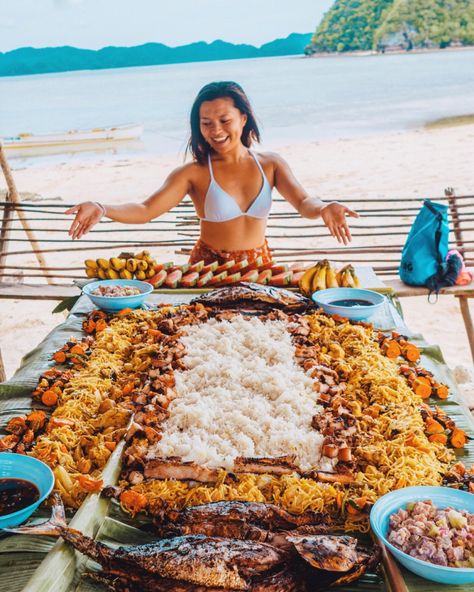 TOP 10 Foods You Must Eat in Siargao (Or You're Missing Out!) - Traveling Petite Girl Kamayan Feast, Truffle Pasta, Food Set Up, Siargao Island, So Much Food, Pinoy Foods, Coconut Bread, Siargao, Island Food