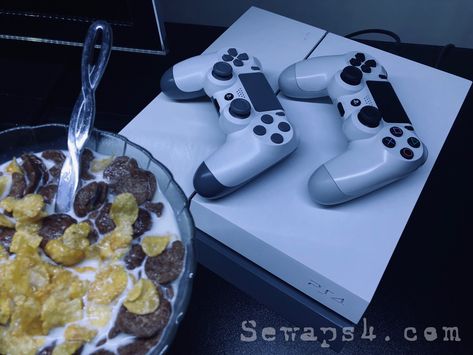 Having breakfast while seeing this was a satisfying moment lol 😋#sewaps4.com #sewaps #sewaps3 #sewaps4 #rentalps3 #rentalps4 #ps4harian #ps3harian #sewaps4jakarta #sewaps4tangerang #rentalps4jakarta #ps4photography #ps4games #ps4pro #gamers #dualshock4 #ds4berryblue #ds4sunsetorange #ds4copper #ds4camoblue #videogaming Book now : 081906060620 Pro Gamer Aesthetic, Gamer Aesthetic, Gamer Setup, Readers Viewpoint, Persona 3, Ps4 Pro, Omniscient Readers Viewpoint, Ps4 Games, Tangerang