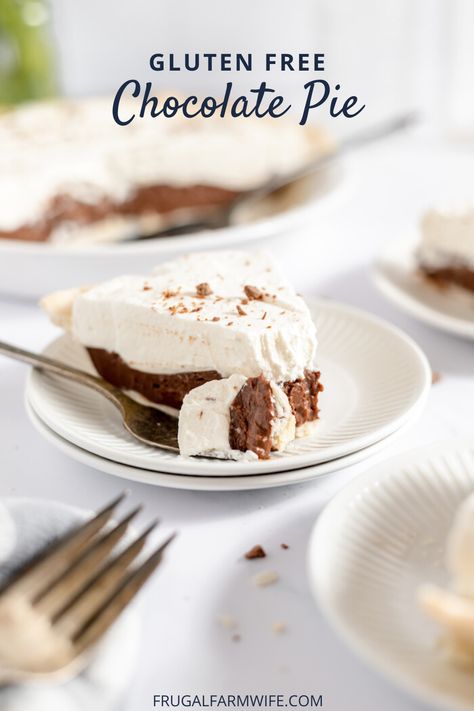 Gluten Free Chocolate Pie - The Frugal Farm Wife Gluten Free Chocolate Silk Pie, Gluten Free Chocolate Pie Filling, Gluten Free Chocolate Mousse Pie, Chocolate Dessert Gluten Free, Gluten Free Chocolate Cream Pie, Gluten Free Chocolate Pie Recipe, Cold Summer Desserts, Dairy Free Pie Recipes, Easy Gluten Free Pie