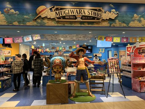 Best Stores to Shop Character Merchandise in Tokyo - Japan Web Magazine Japanese Store Aesthetic, Japan Unfiltered, Japan Places To Visit, Stores In Japan, Japan Places, Unfiltered Background, Nintendo Store, Disney Store Japan, Tokyo Restaurant