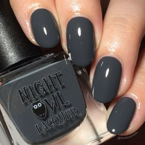 Dark Grey Nails Ideas, Charcoal Grey Nails, Winter Nails Grey, Dark Gray Nails, Summer Nails Baddie, Dark Grey Nails, Neutral Nail Art Designs, French Manicure Acrylic Nails, Neutral Nail Art