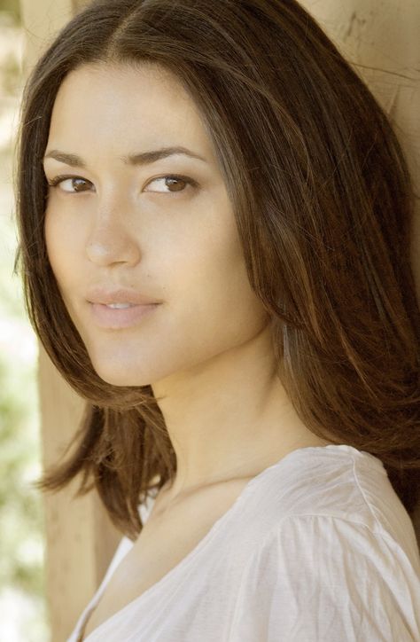 Leah Clearwater, Anna Wood, Julia Jones, The Cullen, Before I Sleep, American Beauty, Clear Water, Beautiful People, Musician