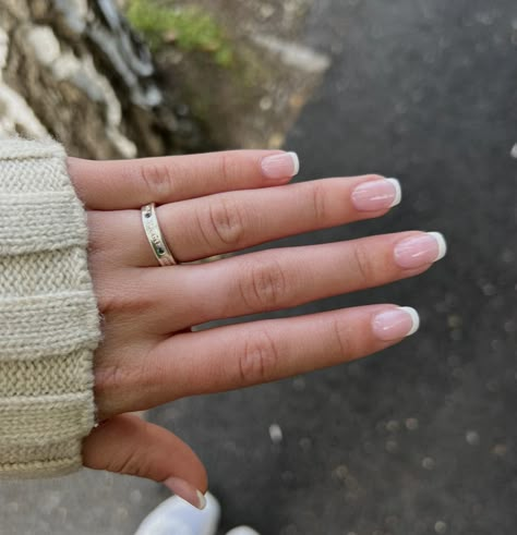 Tiffany & Co. Sterling silver and 0.5 Carat Sapphires. Biab Nail French Tips, French Tip Acrylic Nails Rounded Square, Simple Nails French Tip Square, French Tip Square Round Nails, Square Nails With Rounded Corners, Shorter French Nails, Biab French Manicure, Gel Overlay Nails French Tip, Nail Dip French Manicure